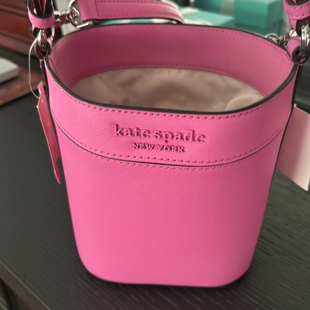 Kate Spade small bucket bag. NWT